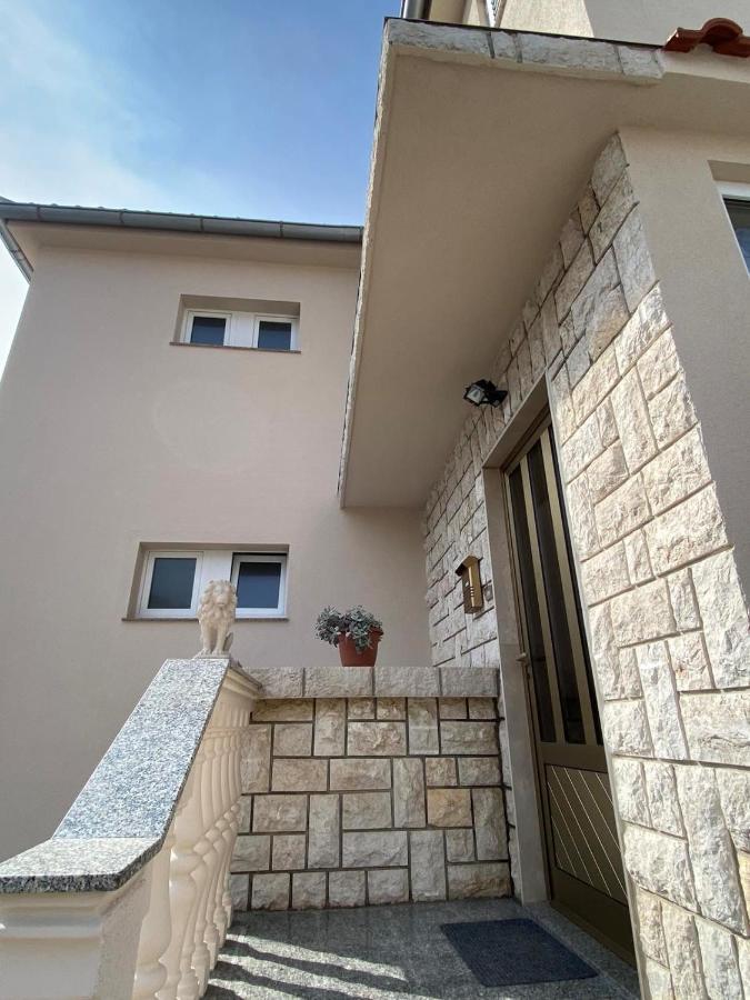 Apartman Branka Rab Town Exteriör bild