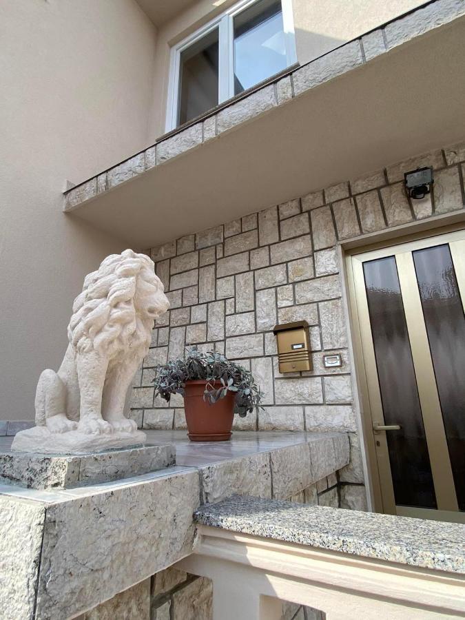 Apartman Branka Rab Town Exteriör bild