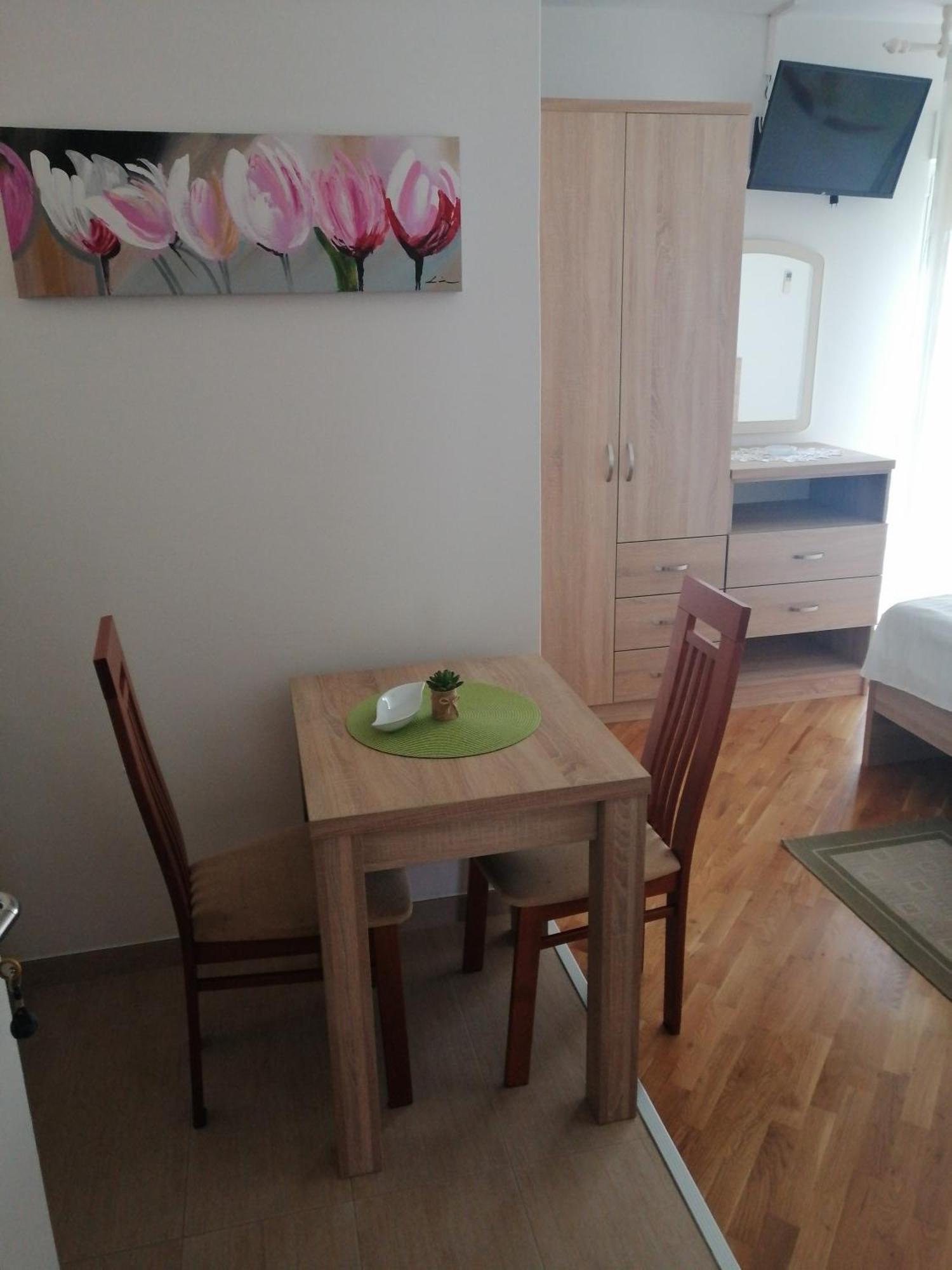 Apartman Branka Rab Town Exteriör bild