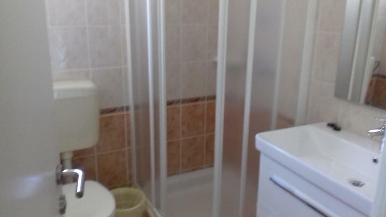 Apartman Branka Rab Town Exteriör bild
